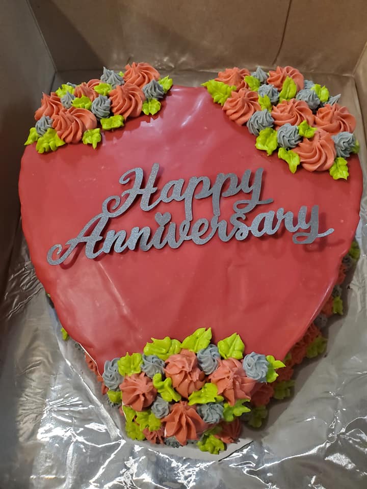 Anniversary heart cake