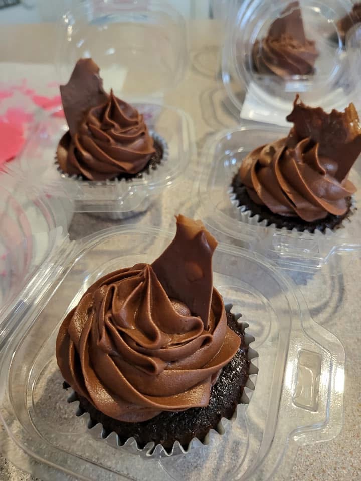 chocolate cupcake
