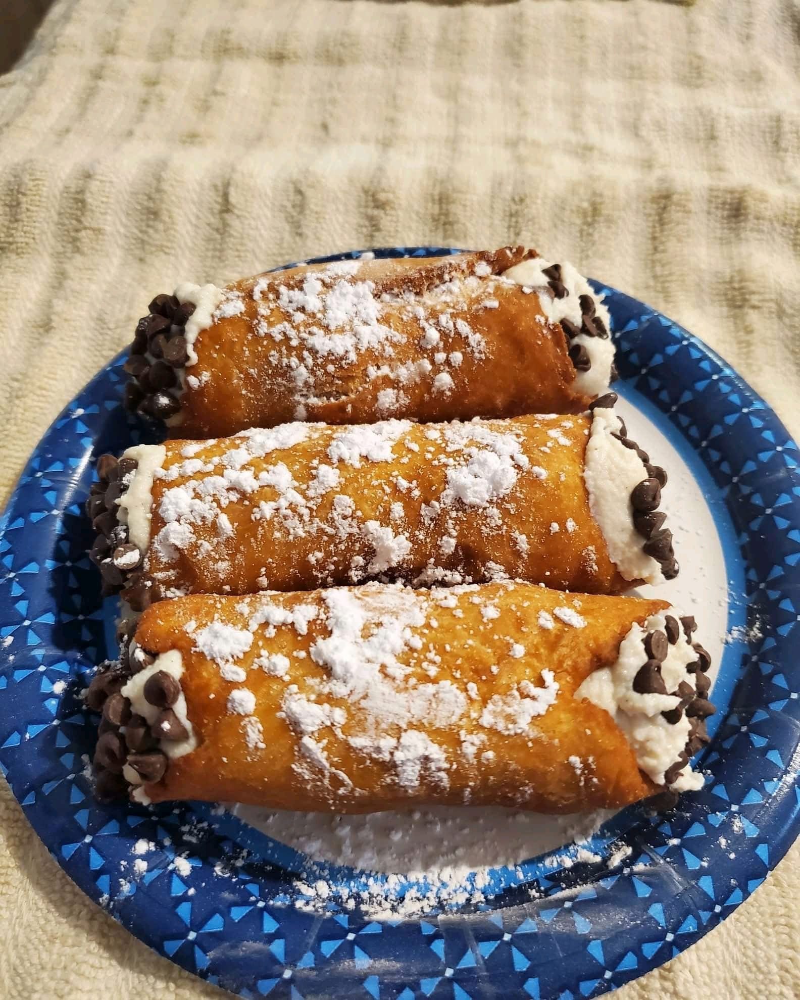 Canollis